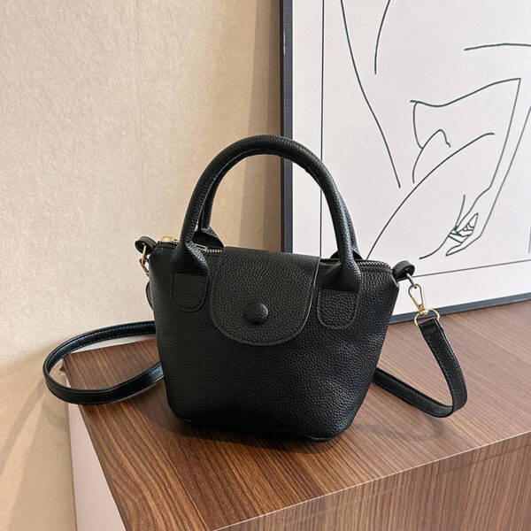 O1CN01AJhLW71i0o97ChaQv_2213333414351-0-cib Wholesale Fashion Retro Handheld Solid Color Bucket Bag
