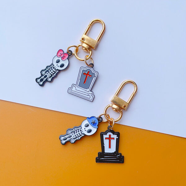 Wholesale Halloween Tombstone Skeleton Zombie Alloy Keychain