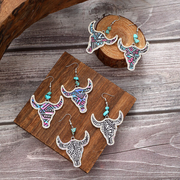 O1CN01AxYfJF1ftMXoAZk8P_3172764064-0-cib Wholesale Western Cowboy Style Bull Head Color Leather Diamond Retro Earrings