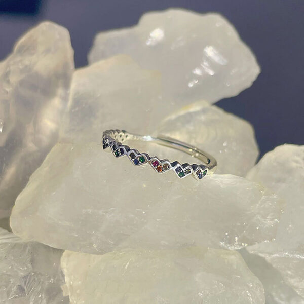 O1CN01B7ADd61eH3ly7a7CY_3782933845-0-cib Wholesale 925 Sterling Silver Colorful Zircon Heart Opening Ring