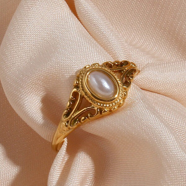 Wholesale Stainless Steel Gold Plated Flower Freshwater Pearl Ring