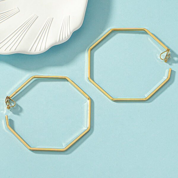 O1CN01BIzvOE2IY54VEKR25_3971809297-0-cib Wholesale Geometric Hoop Exaggerated Alloy Earrings
