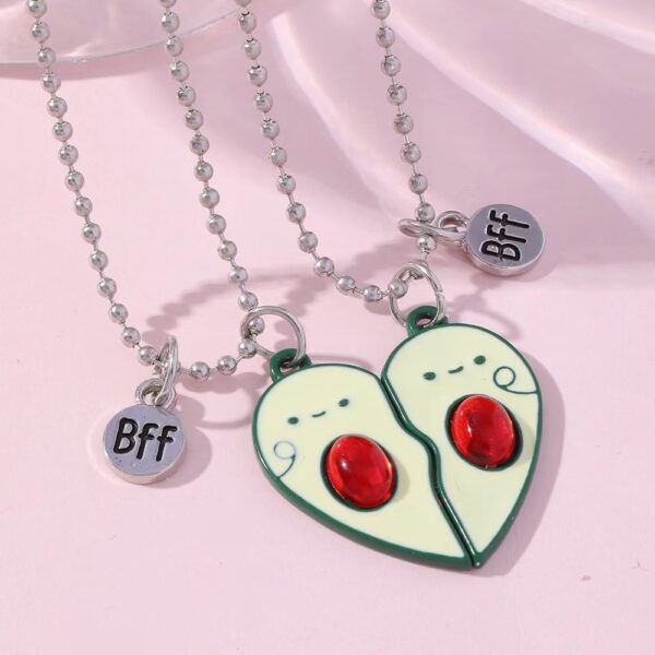O1CN01BXYtva1NgqZZMXsFj_2208121451600-0-cib Wholesale Cartoon Cat Fox Avocado Love Stitching Magnetic Necklace