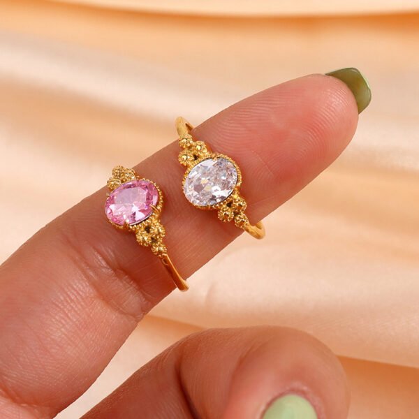 Wholesale 18K Gold Plated Stainless Steel Ring with Crystal Halo Stone