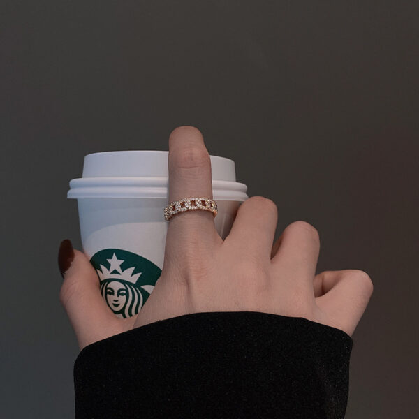 Wholesale Niche Design Geometric Twisted Zirconium Ring