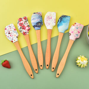 O1CN01BbRYiX2NWluLiJir1__3017369971-0-cib Wholesale Medium Spatula Wooden Handle Baking Tool
