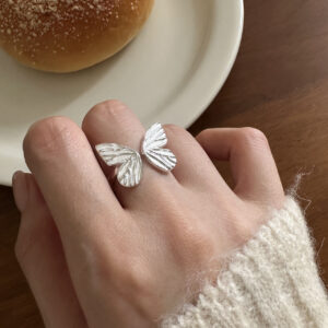 Butterfly Ring Silver / Adjustable opening