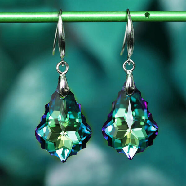 Wholesale Baroque Leaf Crystal Earrings