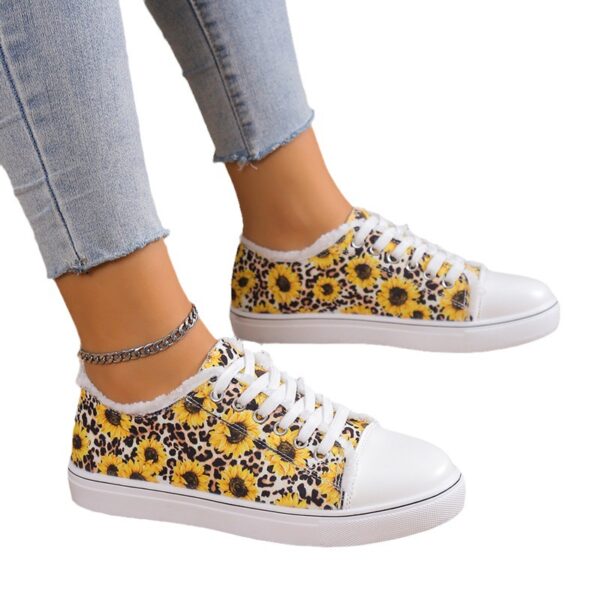 Wholesale Lace Up Flat Casual Canvas Shoes Rubber Women Shoes