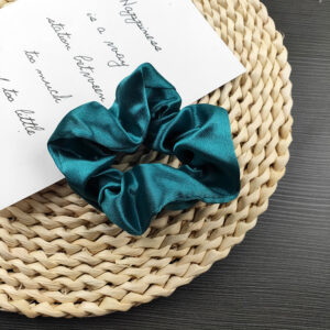 Satin large intestine hair band [hole Blue]]