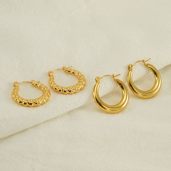 Wholesale titanium steel geometric 18K gold-plated earrings