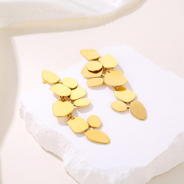 Wholesale Exaggerated Earrings Light Luxury Retro European and American Stainless Steel Earrings