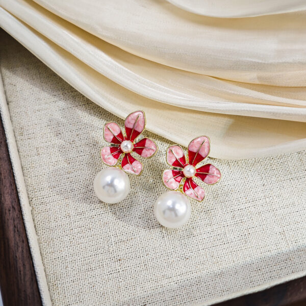 Wholesale Drip Oil Flower Pearls Enamel Pink Blue Petals Alloy Earrings