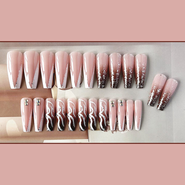 Wholesale Colorful Diamond Plastic Manicure Chips