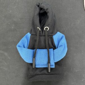 Eye-catching black and blue stitching