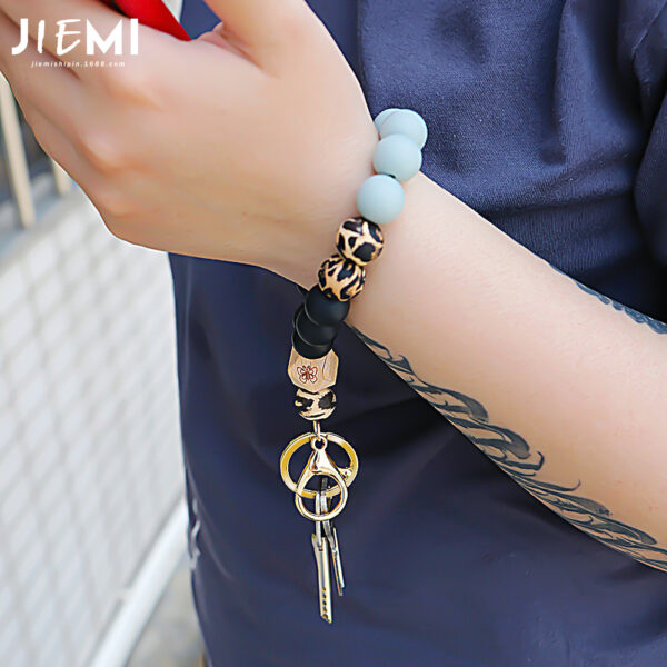 Wholesale Keychains Silicone Wood Beads Bohemian Vintage Wrist Keychain