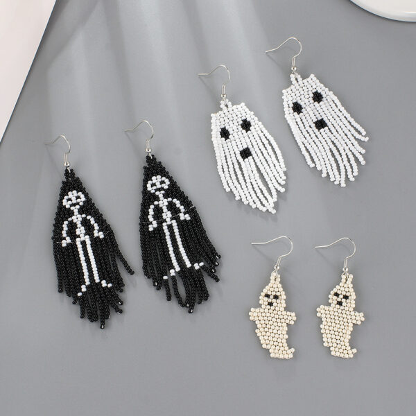 O1CN01D1BSSj1q6JgzZ0Ktw_2916055446-0-cib Wholesale Halloween Collection Tassel Handmade Rice Beads Skull Ghost Earrings