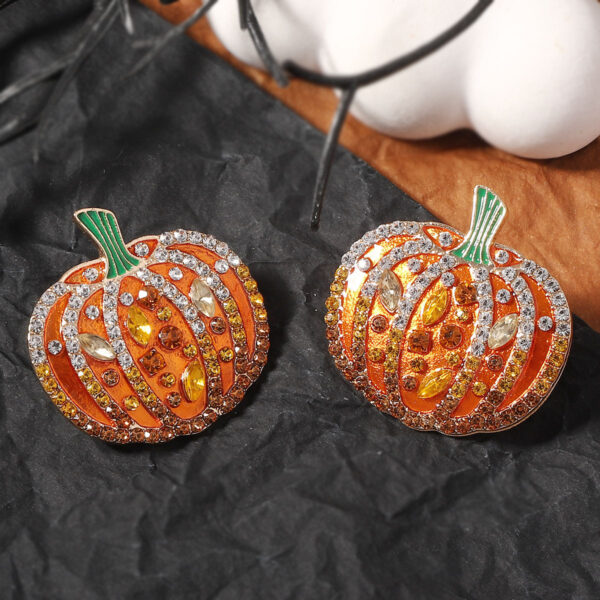Wholesale Creative Exaggerated Rhinestone Pumpkin Pattern Alloy Earrings