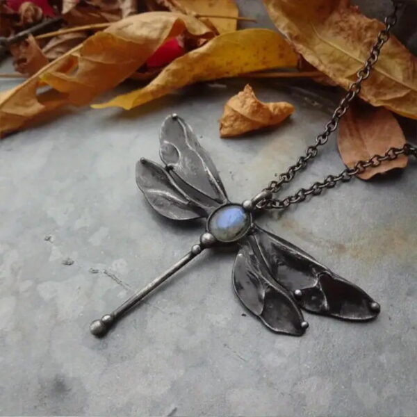 O1CN01D9DKeo1EPb656cAWy_3918810344-0-cib Wholesale Vintage Creative Dragonfly Alloy Pendant Necklace