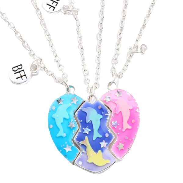 Wholesale Dolphin Oil Dripping Creative Magnet Splicing Love Alloy Children's Necklace