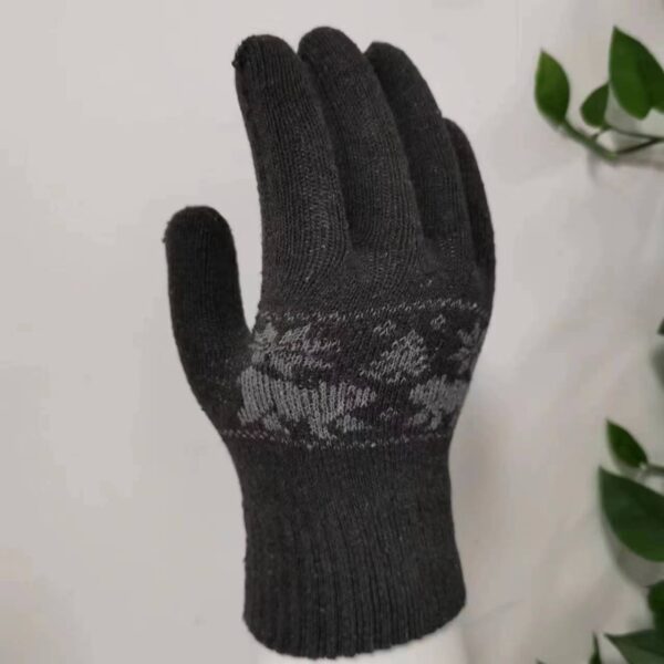 Wholesale of Men's Wool Knitted Gloves for Autumn and Winter