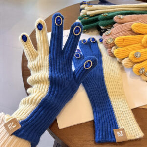 Wholesale Design Color Block Knitted Rhinestone Warm Gloves