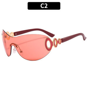 C2-Red Feet Red Pieces