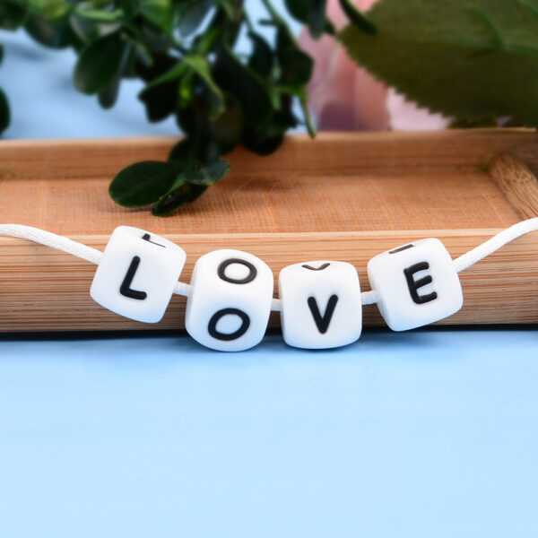 O1CN01DaM1c721oFVDSFye0_3394707031-0-cib Wholesale Silicone Letters DIY Beads