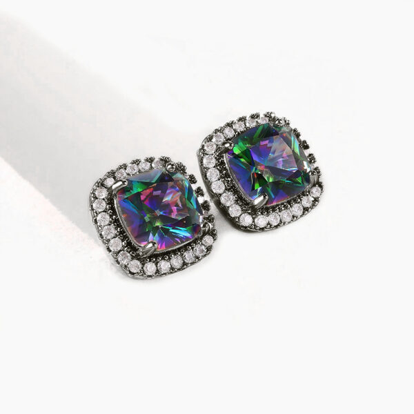 Wholesale Colored Diamond Four Prong Alloy Earrings