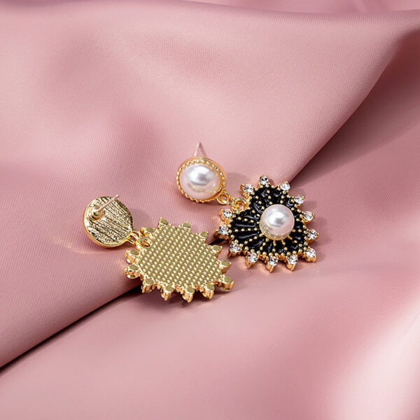 Wholesale Vintage Fine Diamond Pearl Alloy Earrings