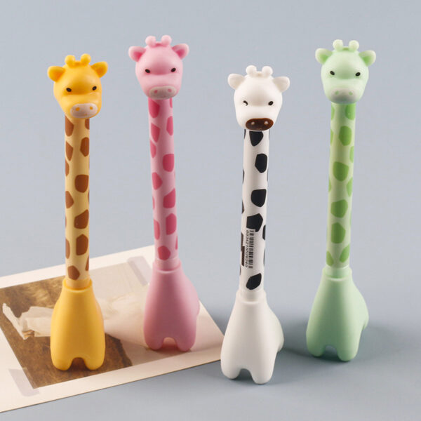 O1CN01Dj7Kyu1FwrTuSu0bP_2216003600552-0-cib Wholesale Random Style Standing Cartoon Giraffe Plastic Gel Pen
