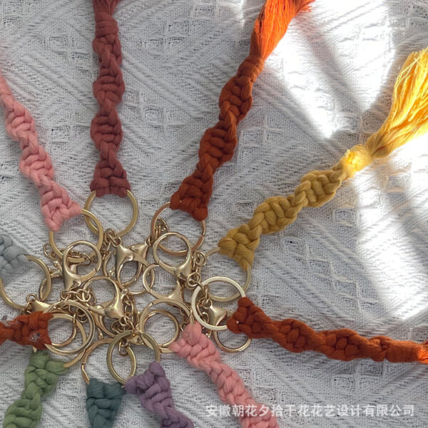 O1CN01E2zkit1JJhwRoLSFk_2200538011008-0-cib Wholesale Hand Woven Cotton Thread Keychain
