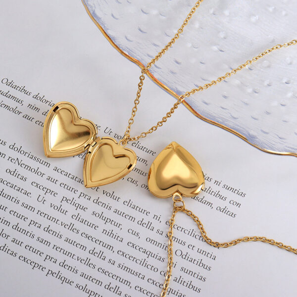 O1CN01E5MlGe1MV6lABCGTg_2215457981439-0-cib Wholesale Love Photo Box Pendant Opening and Closing Heart Pendant Clavicle Chain Neck Chain Titanium Steel Necklace