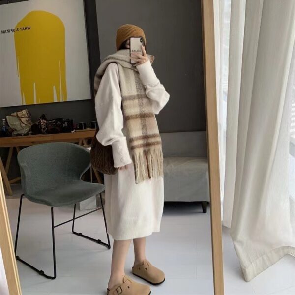 Wholesale of New Winter Furry Shawl Scarves