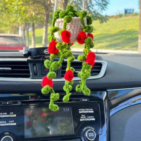 O1CN01EJQzbd1bC4XjHpJ1s_2208522883428-0-cib Wholesale Car Hanging Ornament Handmade Wool Crochet Chlorophytum Potted Plant