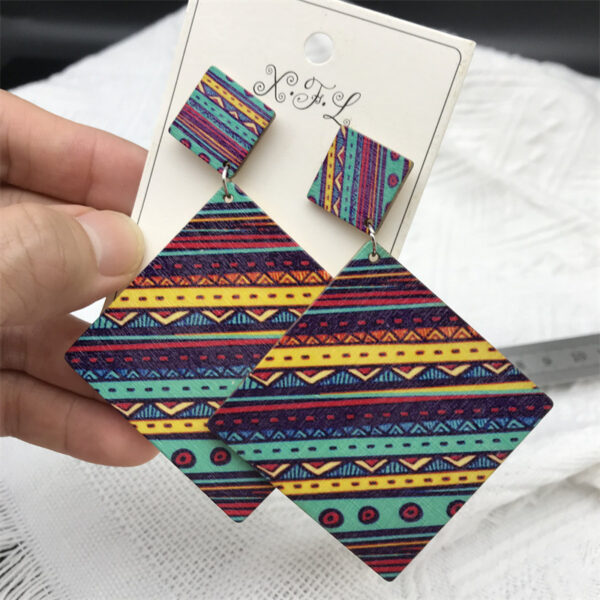 O1CN01ESWLF11MP9bwk6R6K_2213147401426-0-cib Wholesale Vintage Bohomian Wood Earrings