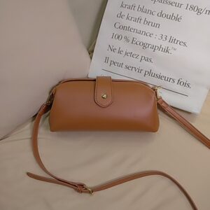 P689 Brown