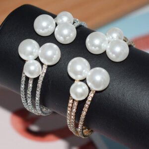 O1CN01EiyLp12ILFqVed6Cf__2212697029269-0-cib Wholesale Pearl Rhinestone Multilayer Opening Bracelet