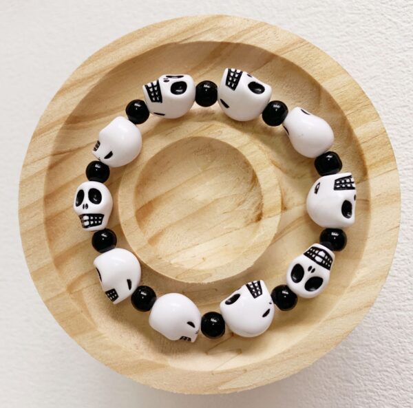 Wholesale Halloween Skull Resin Bracelet
