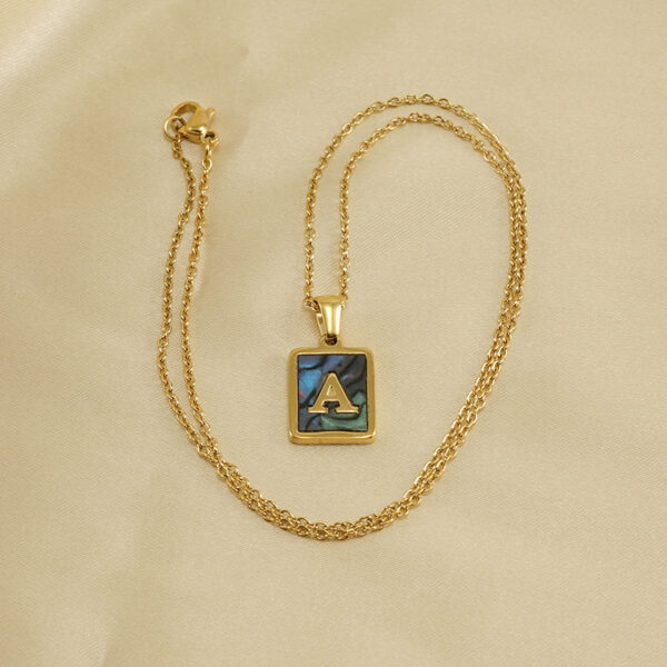 Wholesale Titanium Steel Shell Alphabet 18K Gold Necklace