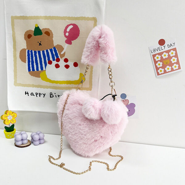 O1CN01FKjvRz1uCxw6h5BLK_4029156002-0-cib Wholesale Plush Heart Chain Shoulder Messenger Bag