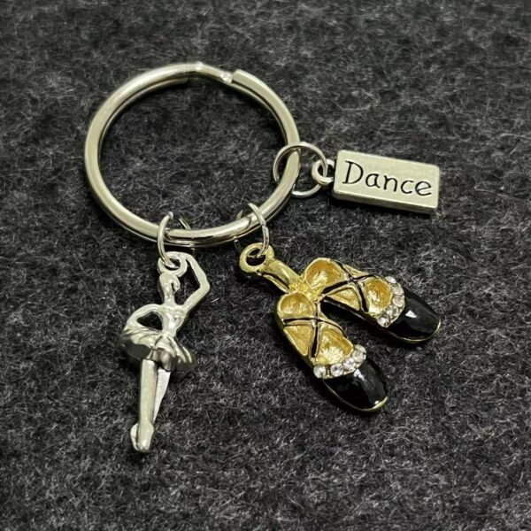 Wholesale Dance Beautiful Dancing Shoes Ballet Dancer Keychain