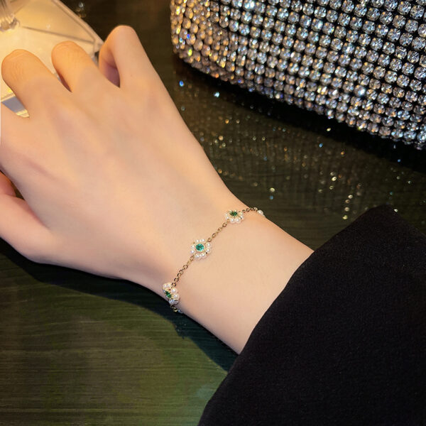 Wholesale Emerald Zircon Titanium Steel Bracelet