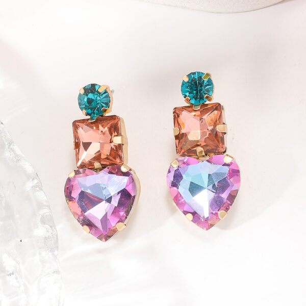 Wholesale Colored Diamond Geometric Heart Alloy Earrings