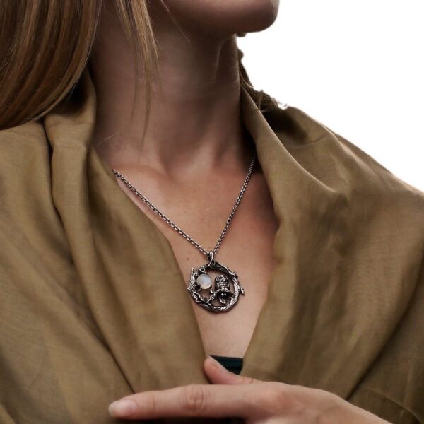 O1CN01GgUZGW1fCJLnzC8n8_4260613970-0-cib Wholesale Moonstone Owl Necklace Alloy