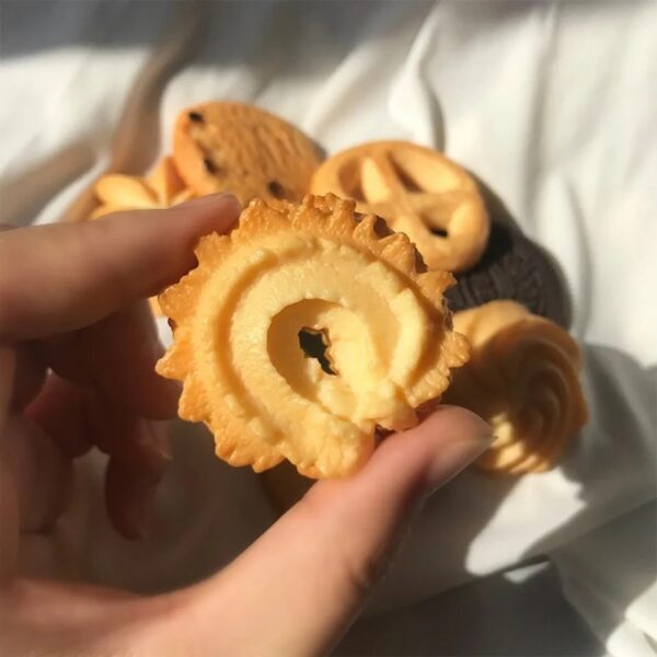 O1CN01GhWY7C1hGXyQzl1W5_2208388954250-0-cib Wholesale Cookies and Acrylic Hair Clips