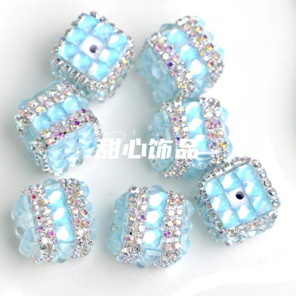 O1CN01GqnyY621J6fXY52A8_2215531016963-0-cib Wholesale Acrylic Diamond Beads