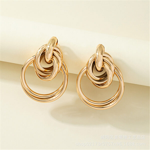 Wholesale Geometric Smooth Alloy Earrings