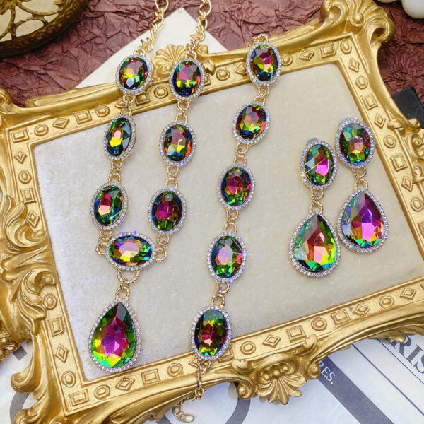 O1CN01Gx0e1K1tmrch0vqMx_944785945-0-cib Wholesale Light Luxury Diamond Crystal Gemstone Water Drop Necklace Earrings Bracelet Three Sets
