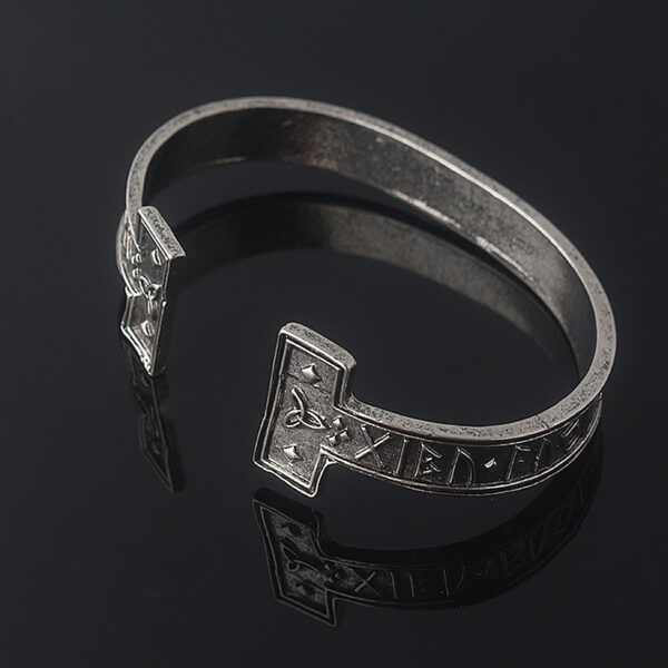 O1CN01H0g7qf2LgjDCsASq7_2206524689722-0-cib Wholesale Viking Runes Men's Alloy Bracelet
